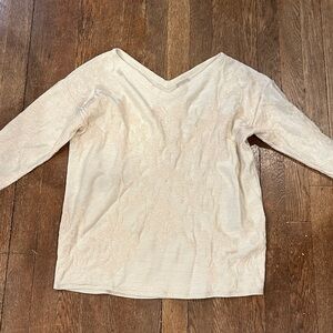 Chico's Cream Long Sleeve V-Neck Top